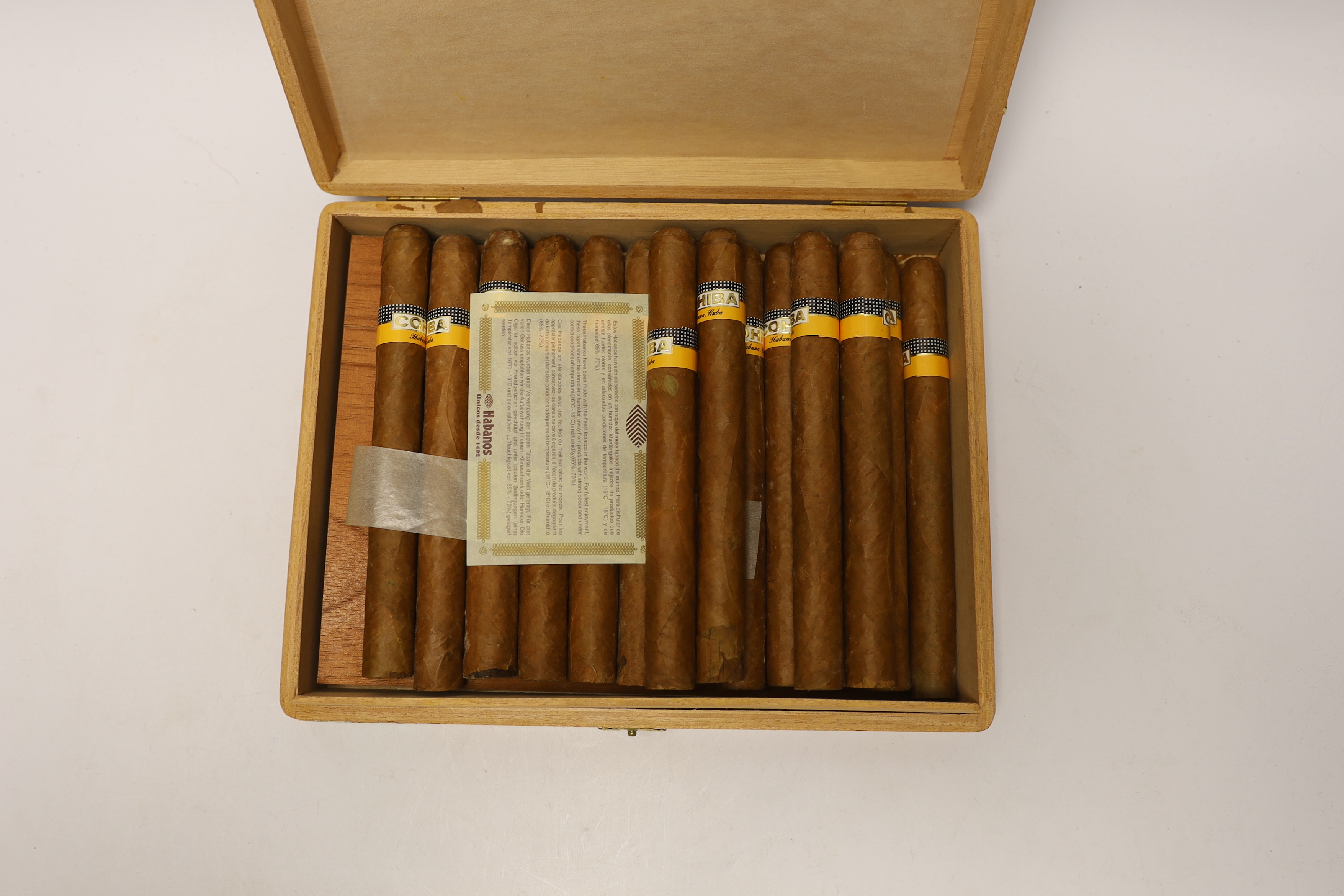 Sixteen Habanas Cohiba cigars, boxed